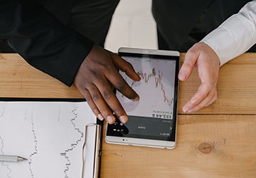 How To Choose The Right Real Estate Stock For Good Returns
